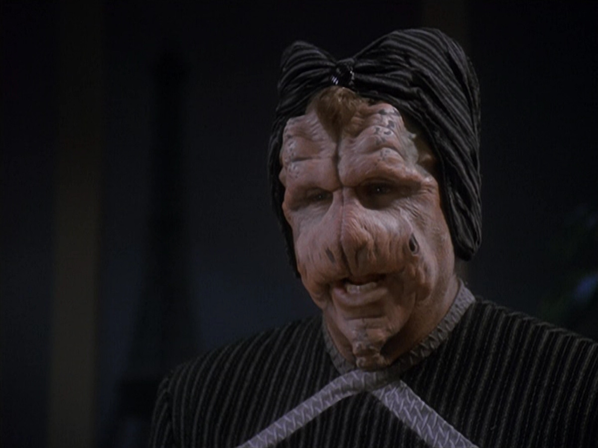 extant_StarTrek_DS9_4x12-ParadiseLost_01408.jpg