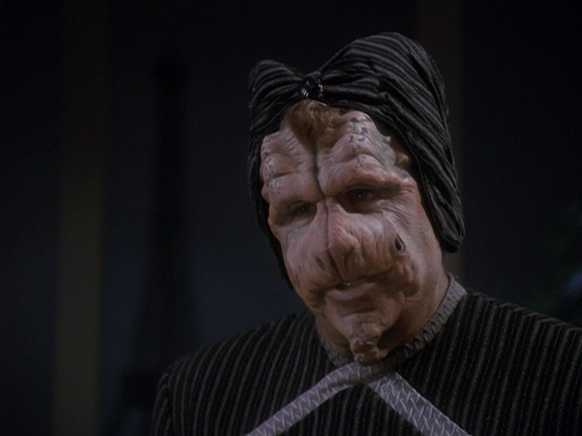 extant_StarTrek_DS9_4x12-ParadiseLost_01415.jpg