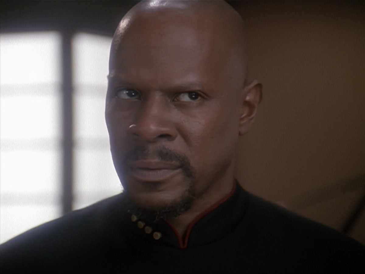 extant_StarTrek_DS9_4x12-ParadiseLost_01427.jpg