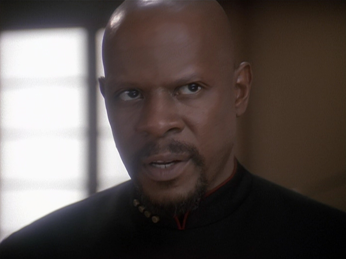 extant_StarTrek_DS9_4x12-ParadiseLost_01439.jpg
