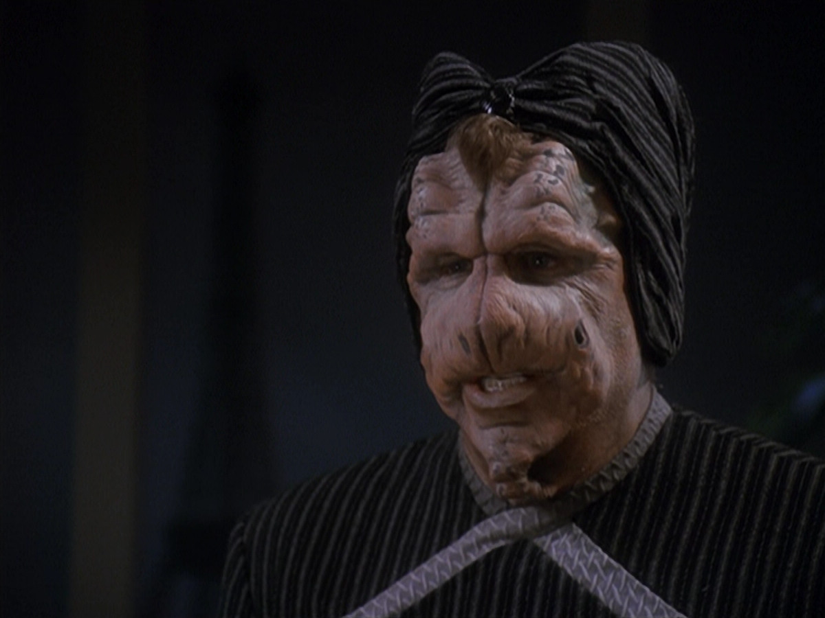 extant_StarTrek_DS9_4x12-ParadiseLost_01454.jpg
