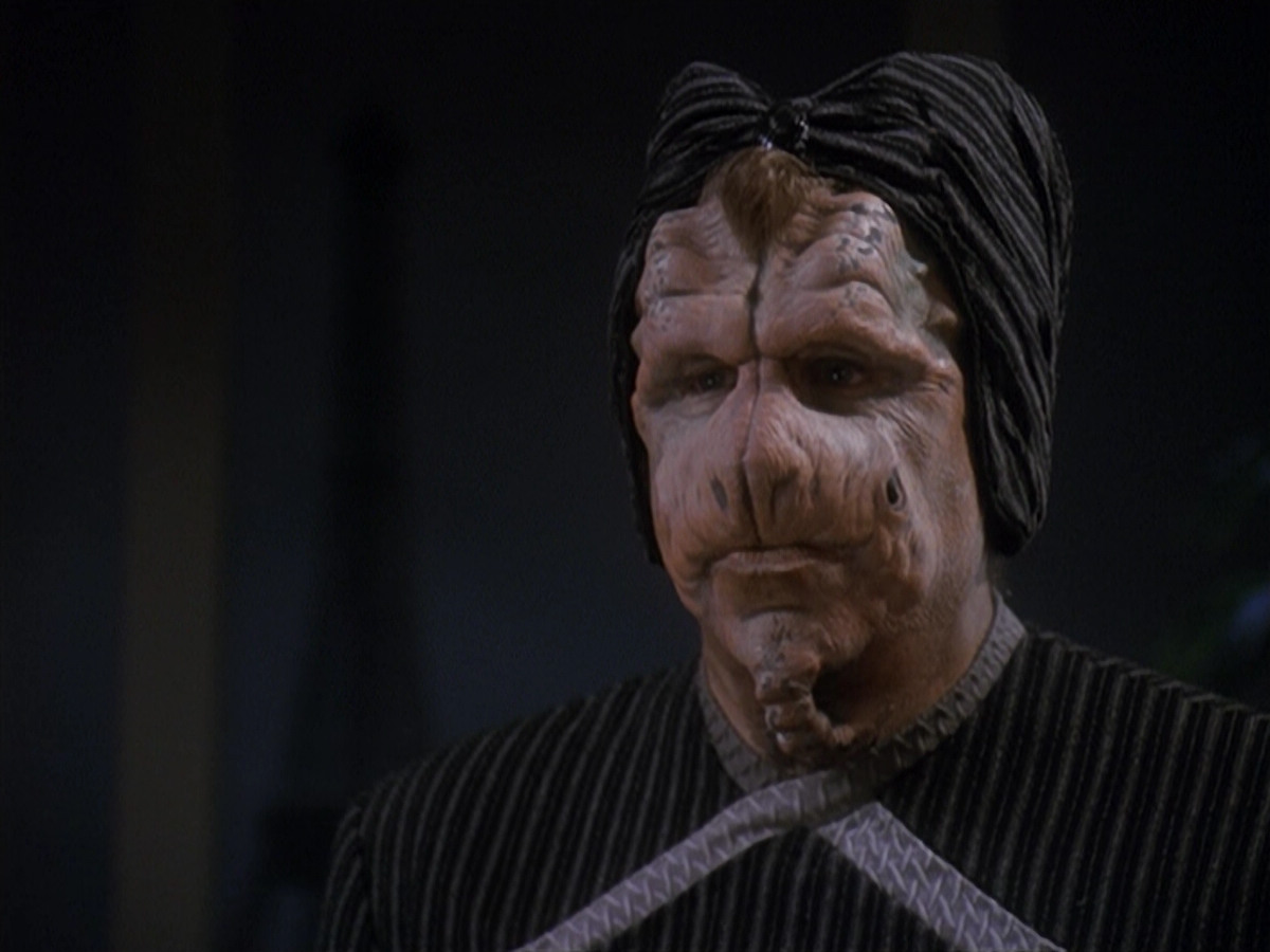 extant_StarTrek_DS9_4x12-ParadiseLost_01461.jpg