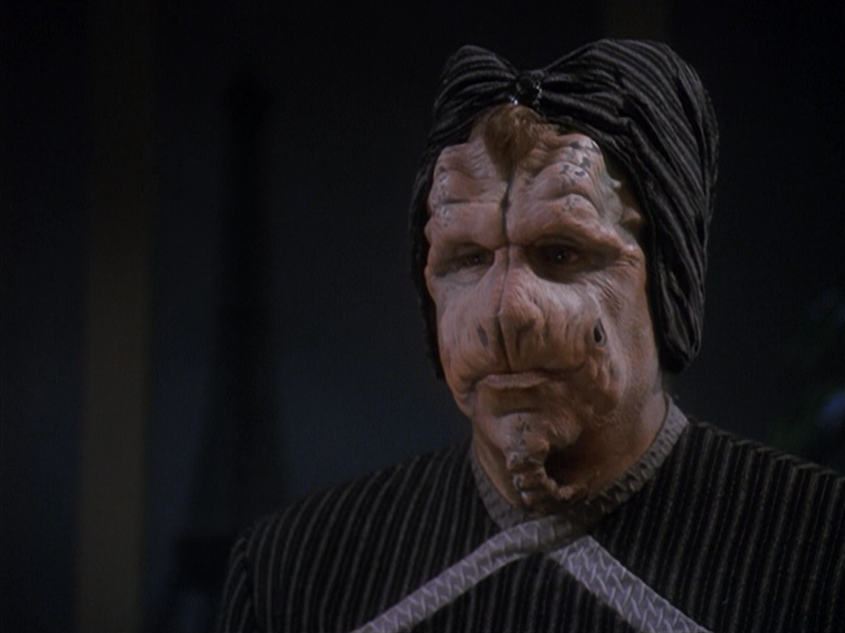extant_StarTrek_DS9_4x12-ParadiseLost_01462.jpg