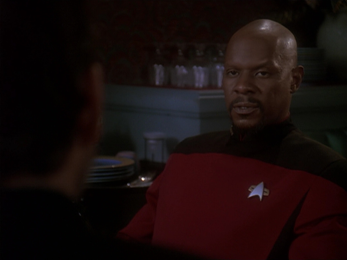 extant_StarTrek_DS9_4x12-ParadiseLost_01580.jpg