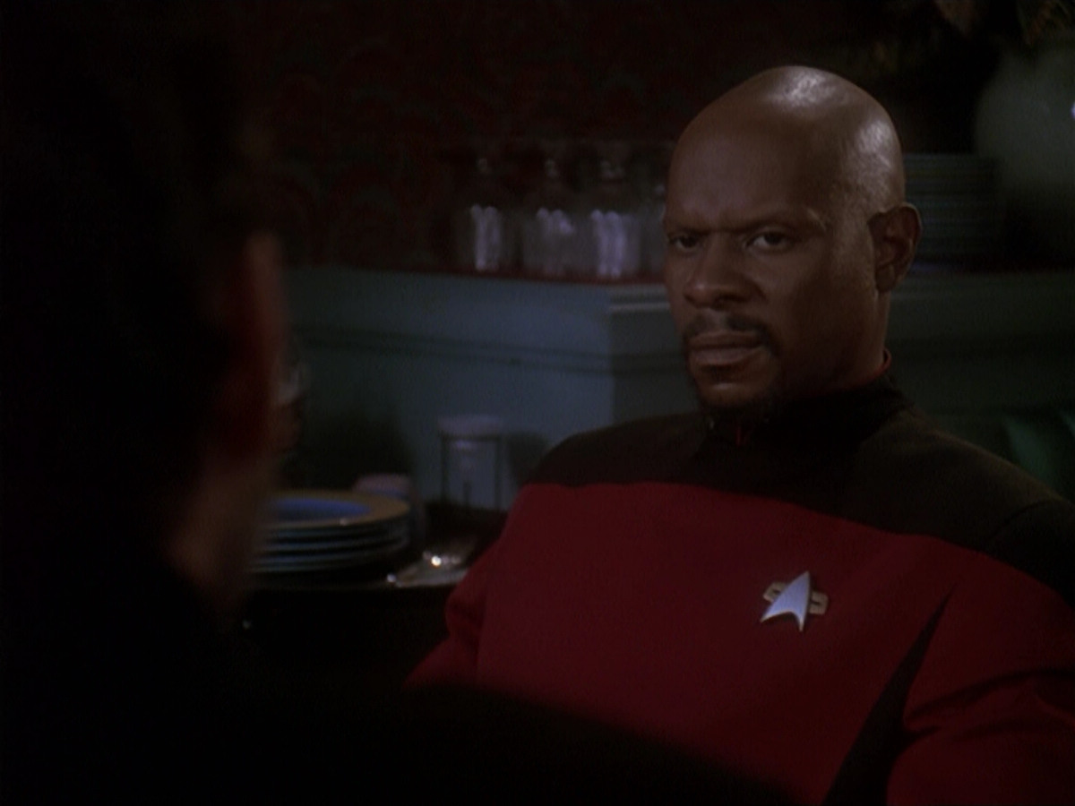 extant_StarTrek_DS9_4x12-ParadiseLost_01615.jpg