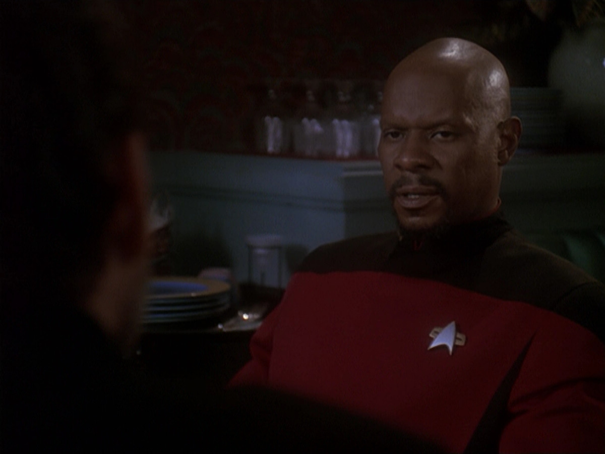 extant_StarTrek_DS9_4x12-ParadiseLost_01620.jpg