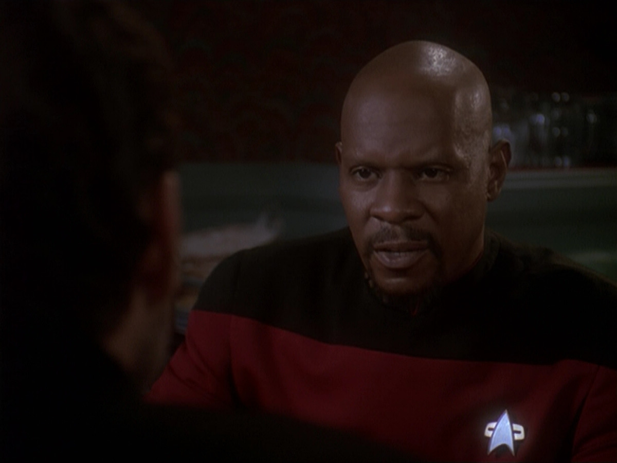 extant_StarTrek_DS9_4x12-ParadiseLost_01640.jpg