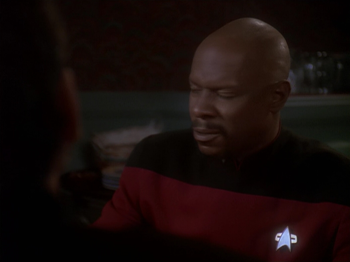 extant_StarTrek_DS9_4x12-ParadiseLost_01643.jpg