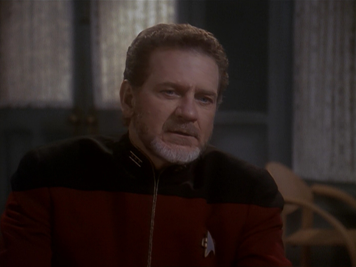 extant_StarTrek_DS9_4x12-ParadiseLost_01666.jpg