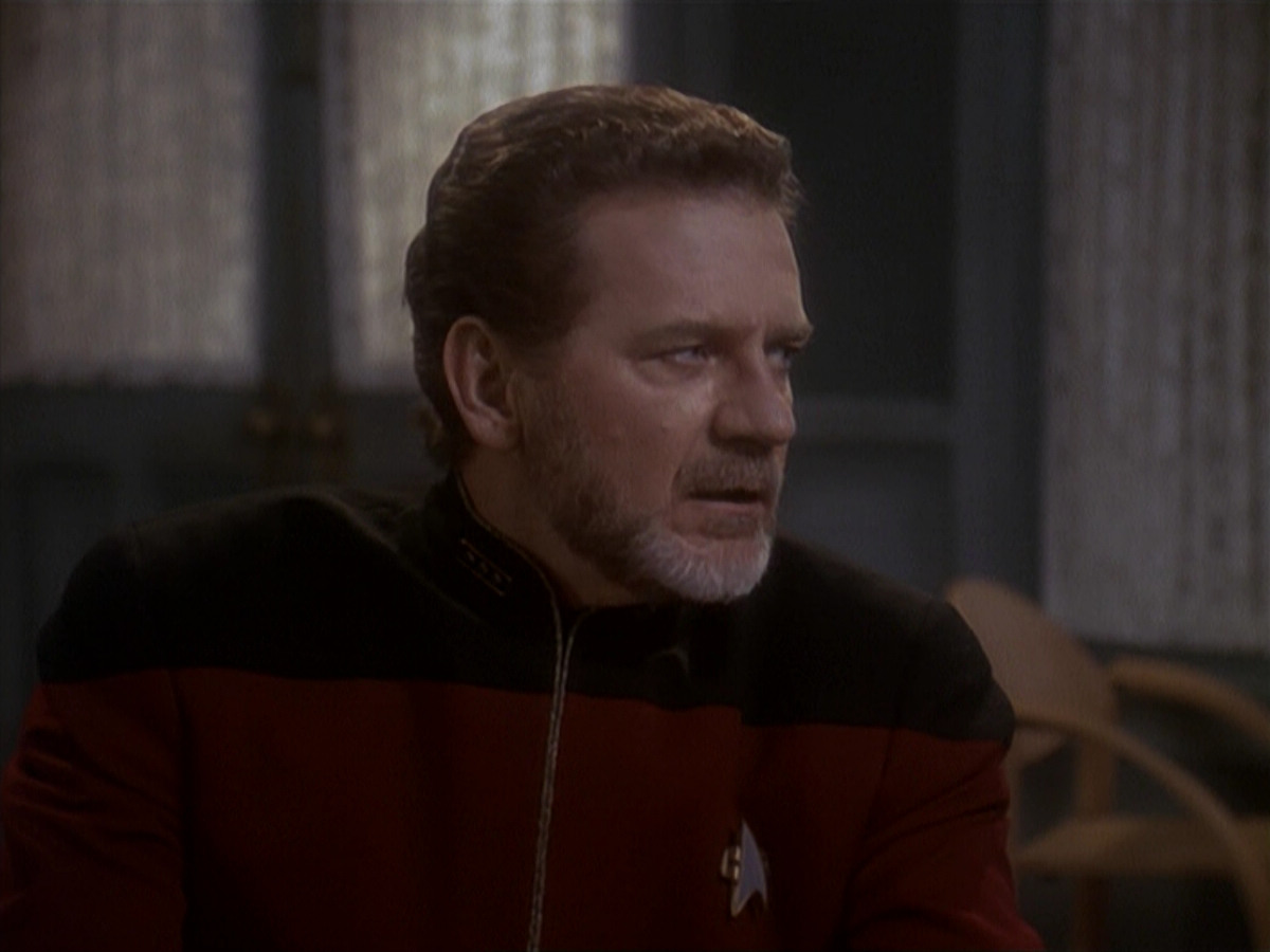 extant_StarTrek_DS9_4x12-ParadiseLost_01668.jpg