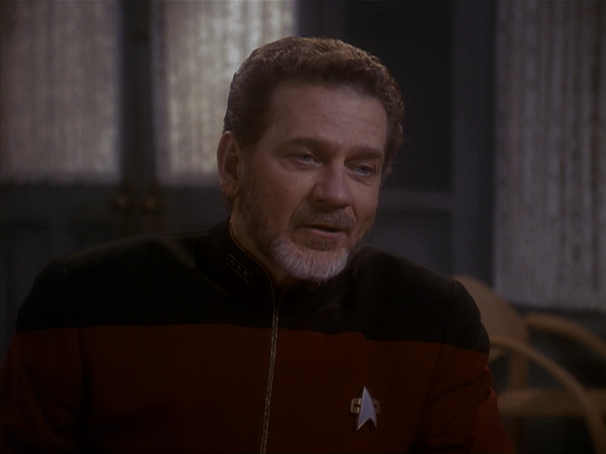 extant_StarTrek_DS9_4x12-ParadiseLost_01686.jpg