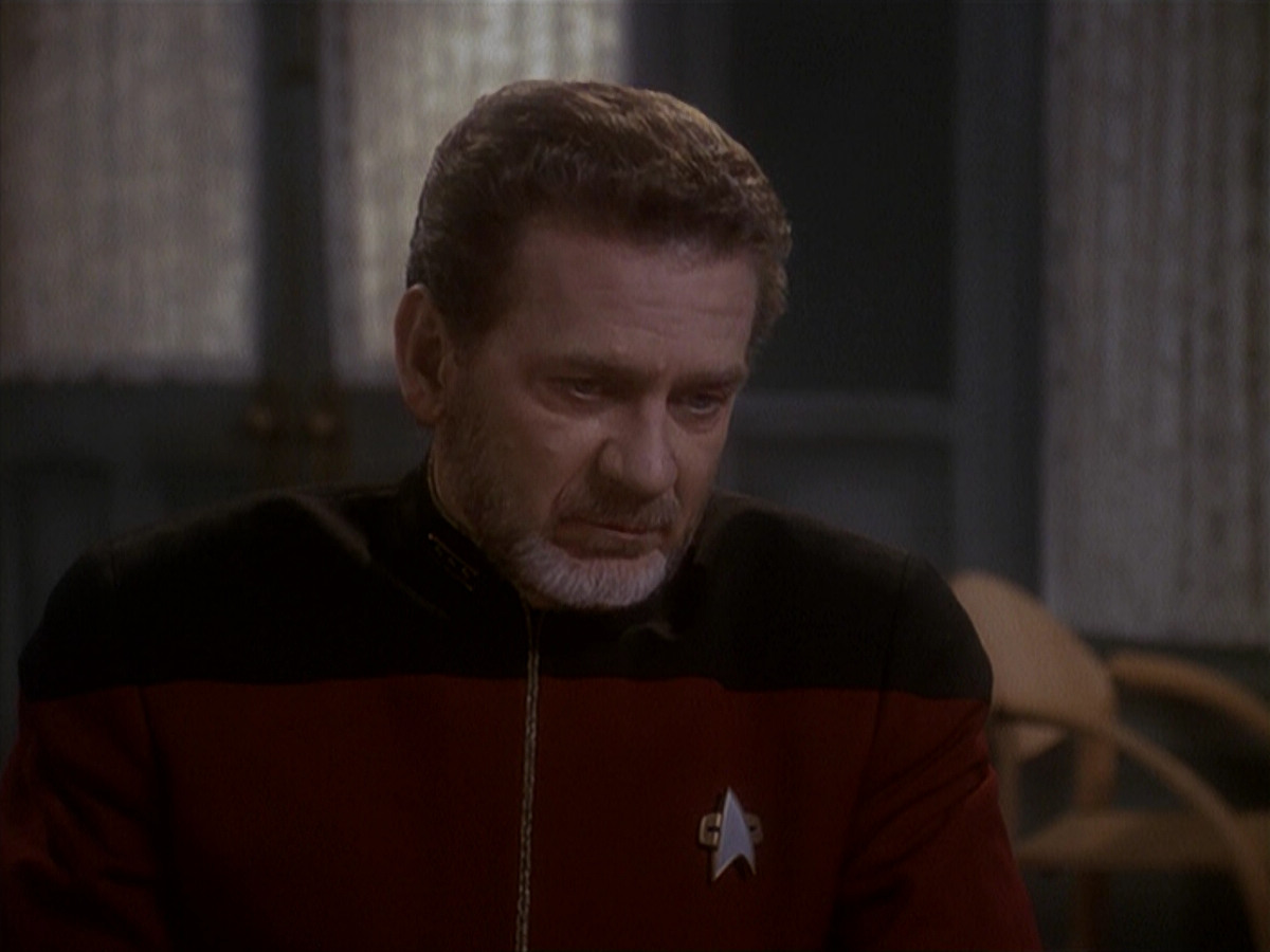 extant_StarTrek_DS9_4x12-ParadiseLost_01721.jpg