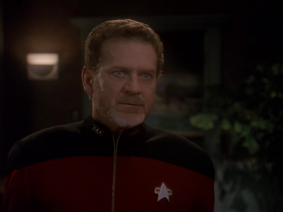 extant_StarTrek_DS9_4x12-ParadiseLost_01745.jpg