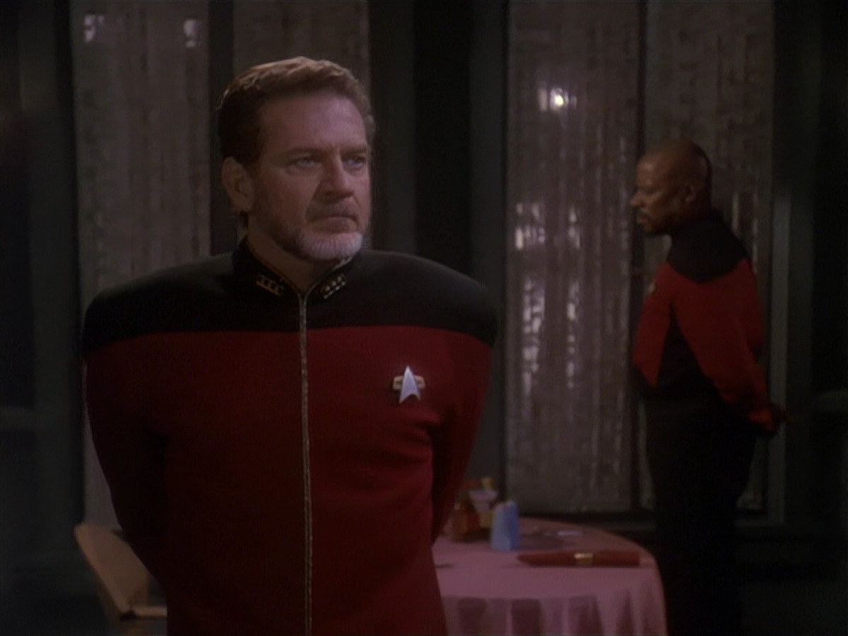 extant_StarTrek_DS9_4x12-ParadiseLost_01754.jpg