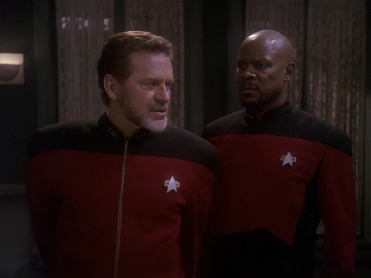 extant_StarTrek_DS9_4x12-ParadiseLost_01781.jpg