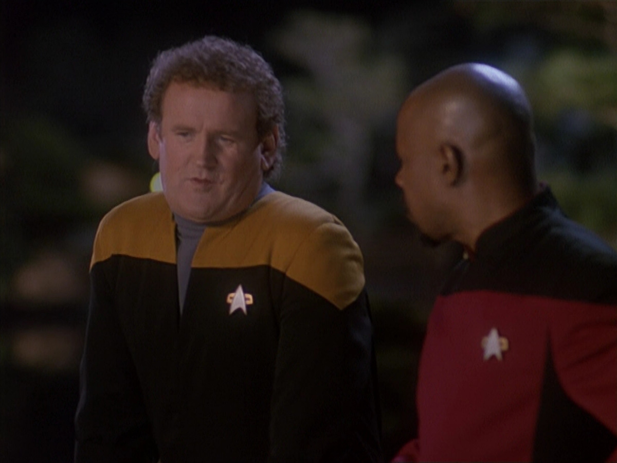 extant_StarTrek_DS9_4x12-ParadiseLost_01828.jpg