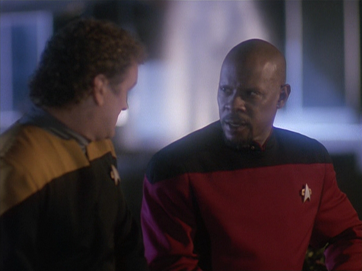 extant_StarTrek_DS9_4x12-ParadiseLost_01836.jpg