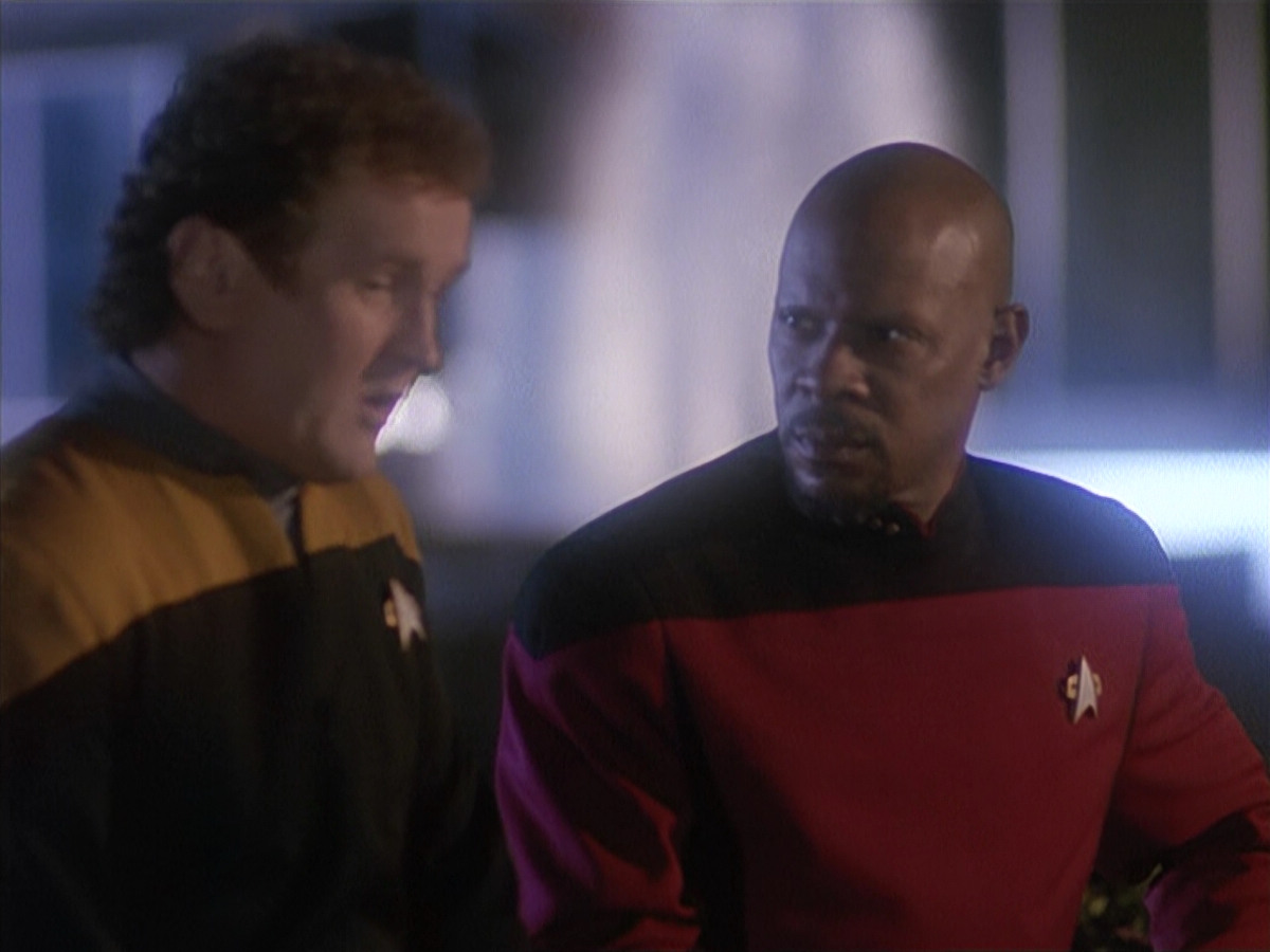 extant_StarTrek_DS9_4x12-ParadiseLost_01837.jpg