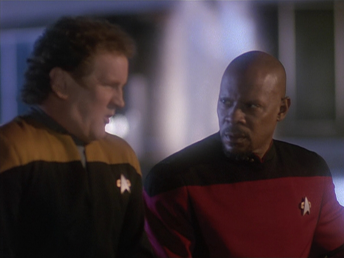 extant_StarTrek_DS9_4x12-ParadiseLost_01842.jpg