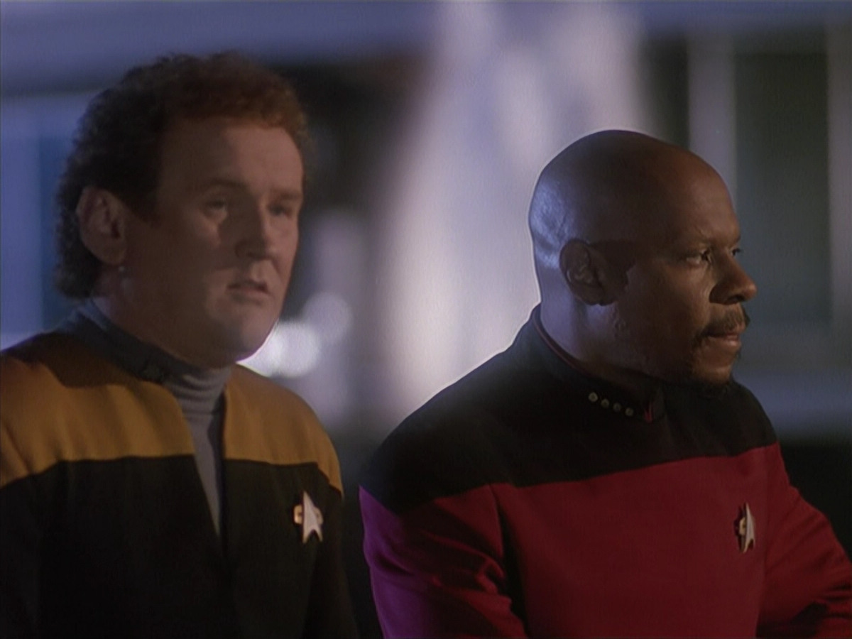 extant_StarTrek_DS9_4x12-ParadiseLost_01861.jpg