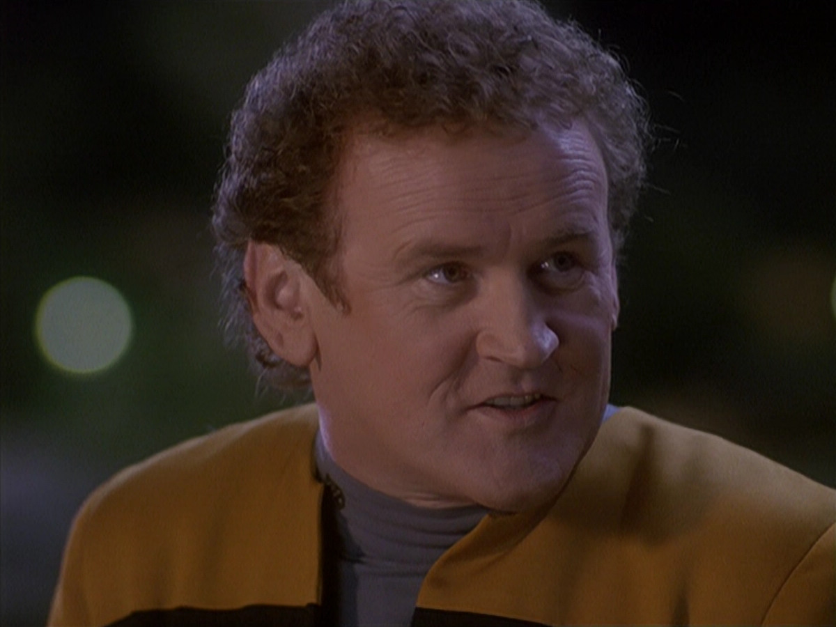 extant_StarTrek_DS9_4x12-ParadiseLost_01912.jpg