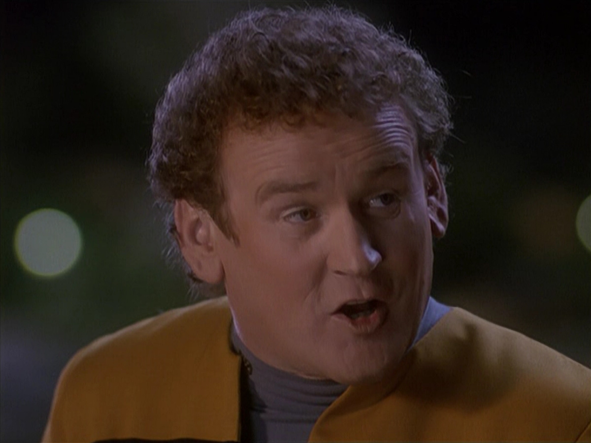 extant_StarTrek_DS9_4x12-ParadiseLost_01937.jpg