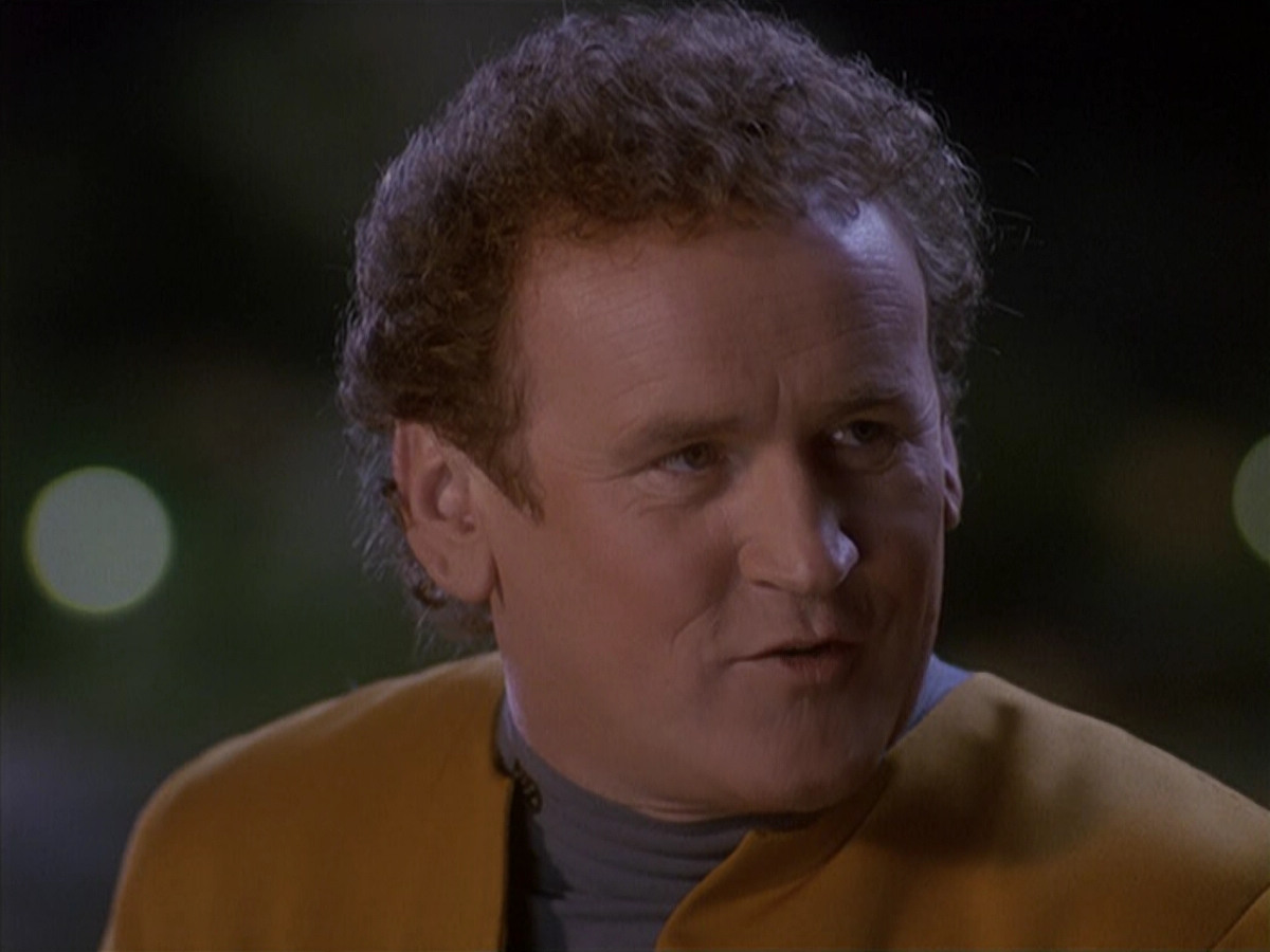 extant_StarTrek_DS9_4x12-ParadiseLost_01943.jpg