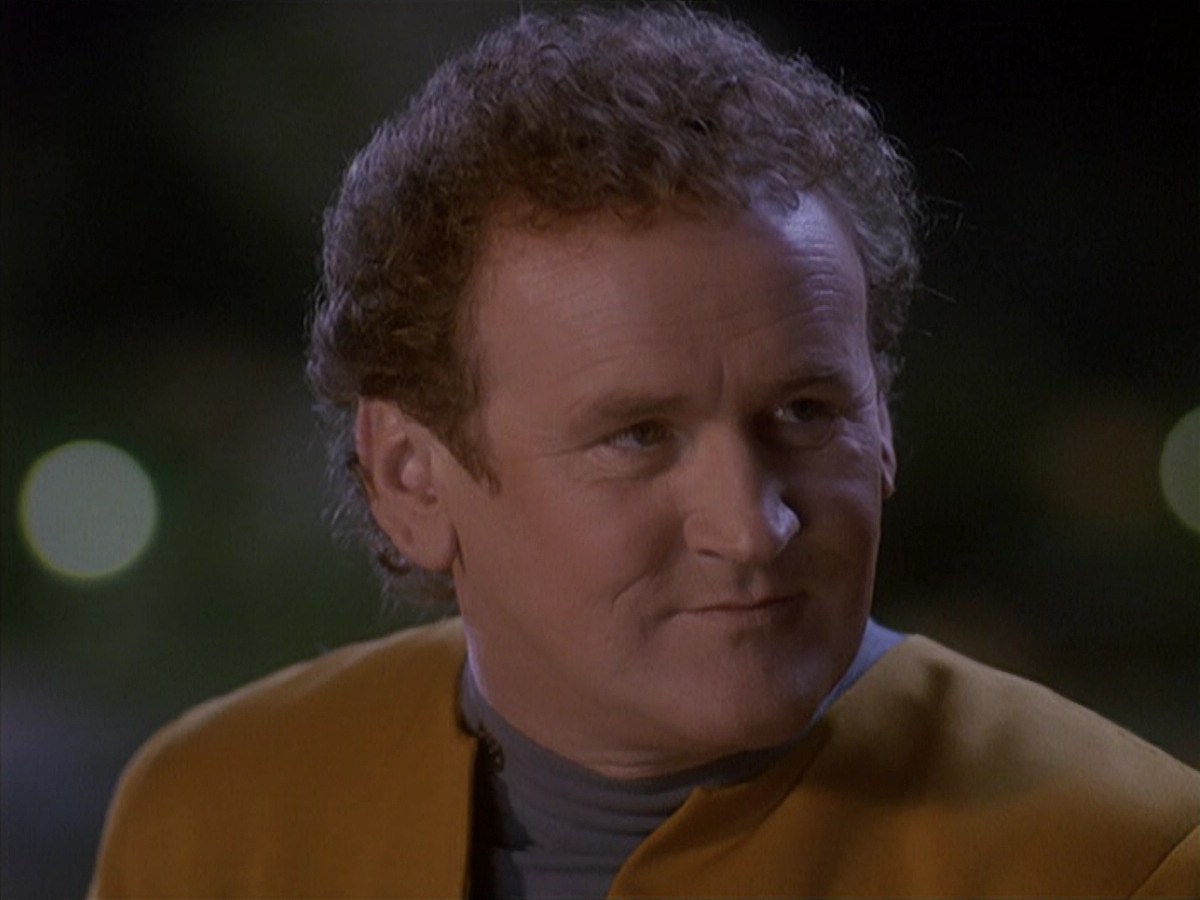 extant_StarTrek_DS9_4x12-ParadiseLost_01946.jpg