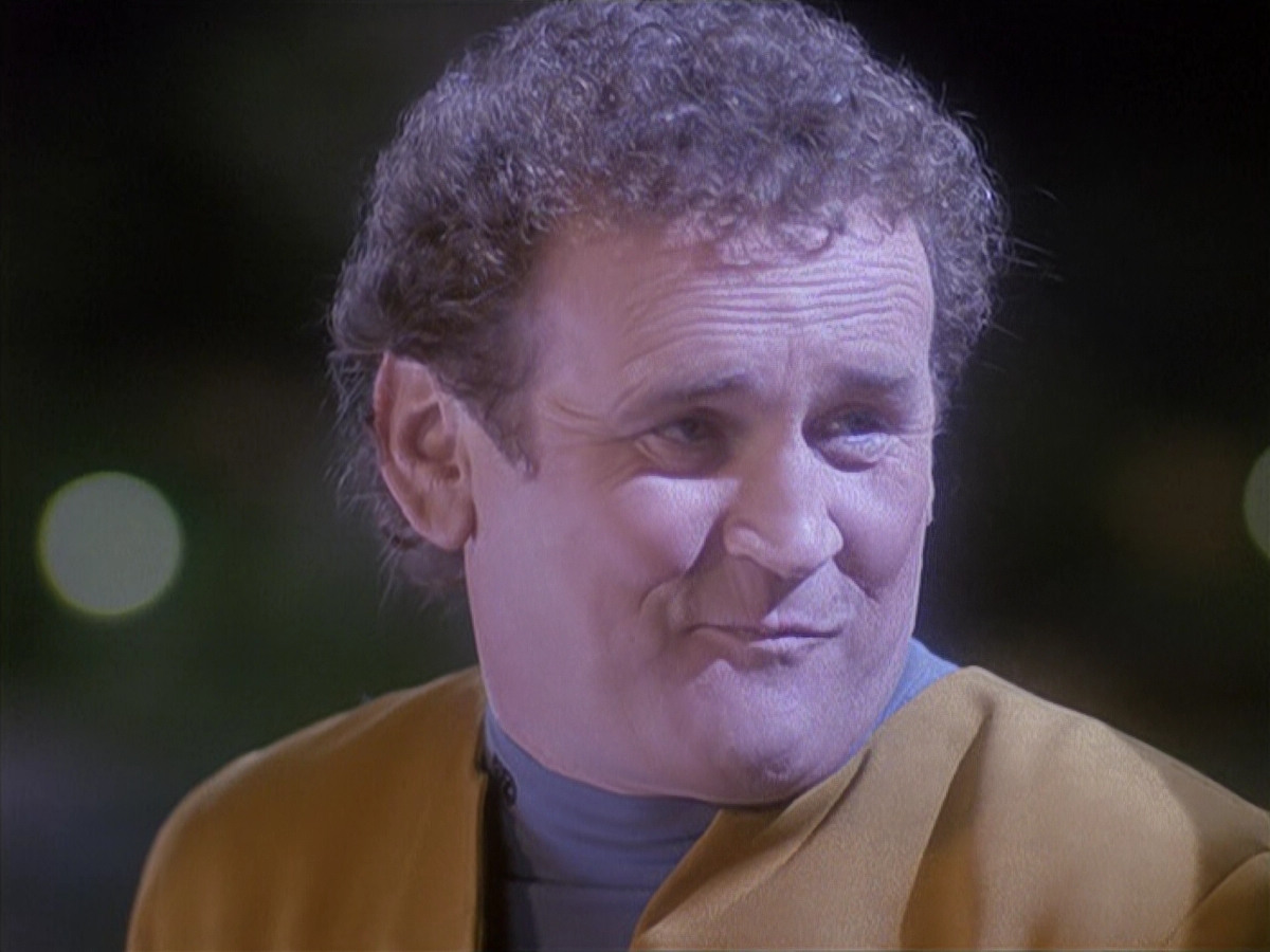 extant_StarTrek_DS9_4x12-ParadiseLost_01951.jpg