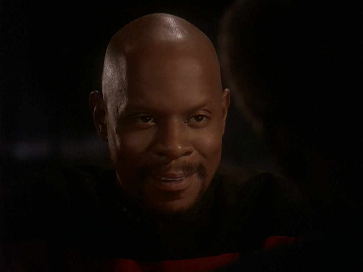 extant_StarTrek_DS9_4x12-ParadiseLost_02009.jpg