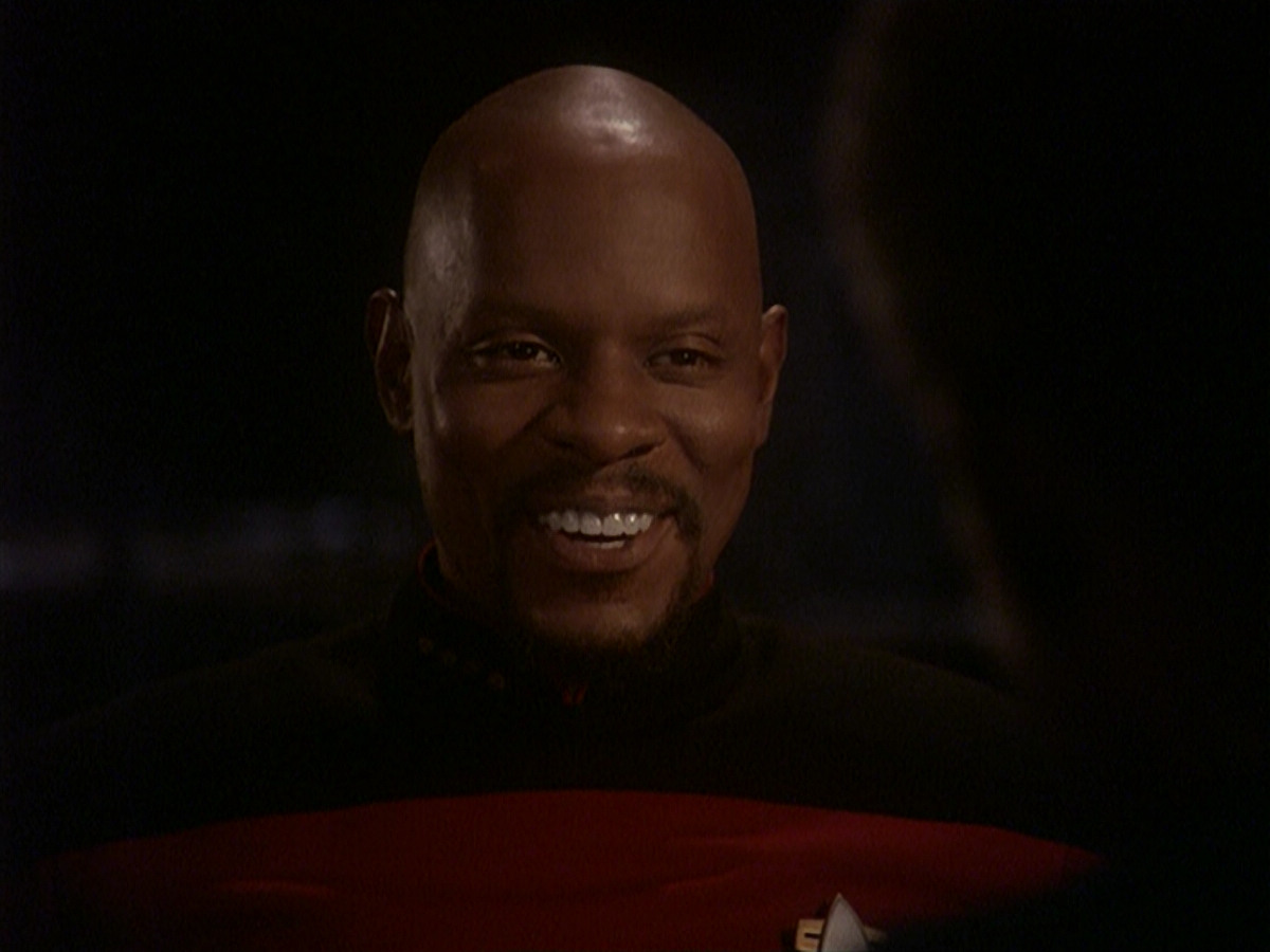 extant_StarTrek_DS9_4x12-ParadiseLost_02015.jpg