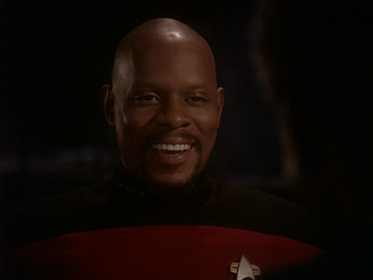 extant_StarTrek_DS9_4x12-ParadiseLost_02018.jpg