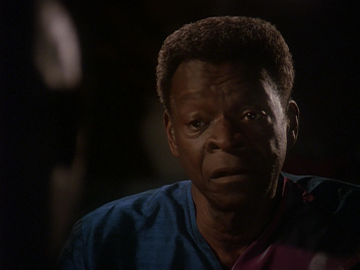 extant_StarTrek_DS9_4x12-ParadiseLost_02027.jpg