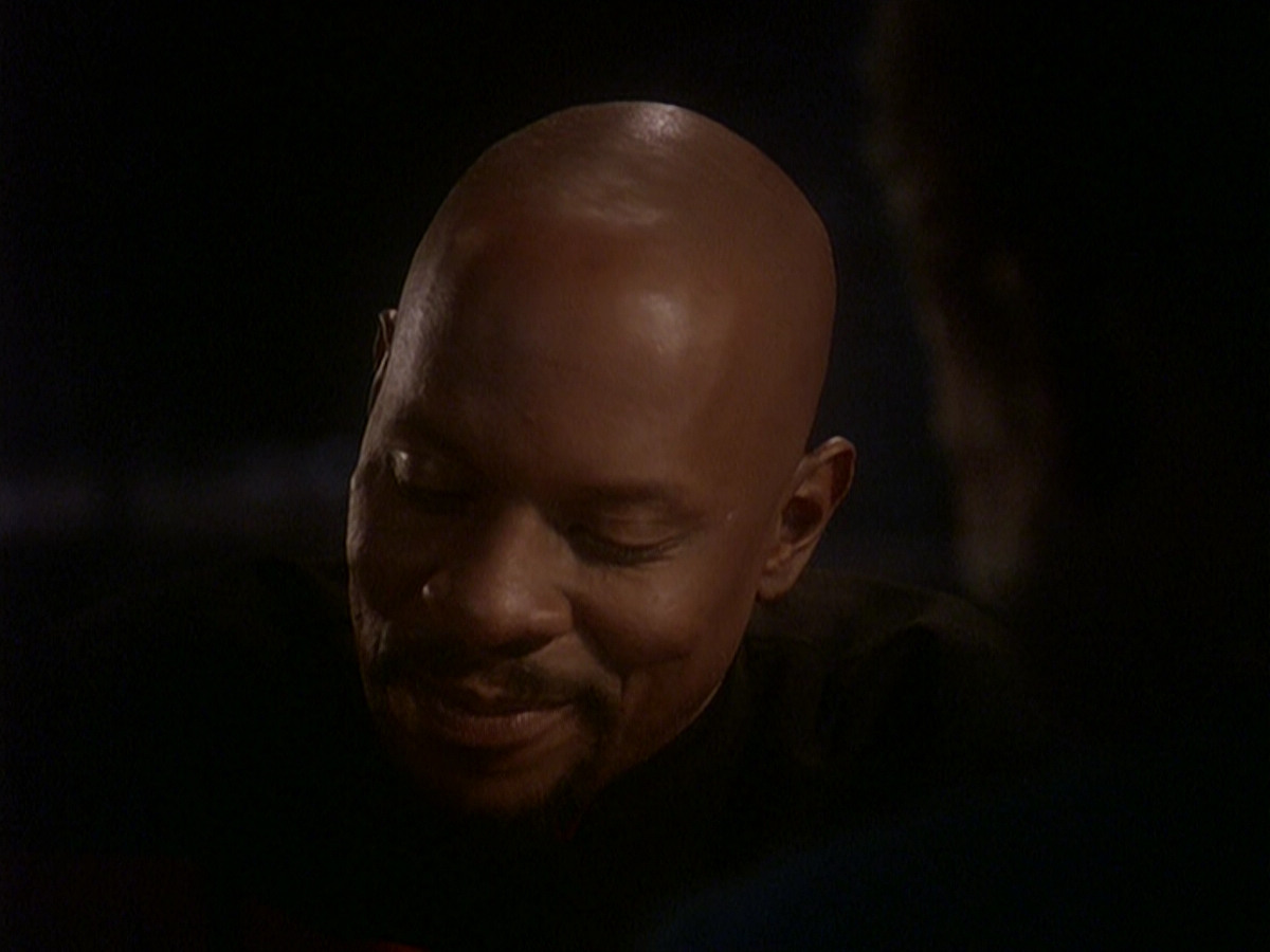 extant_StarTrek_DS9_4x12-ParadiseLost_02081.jpg