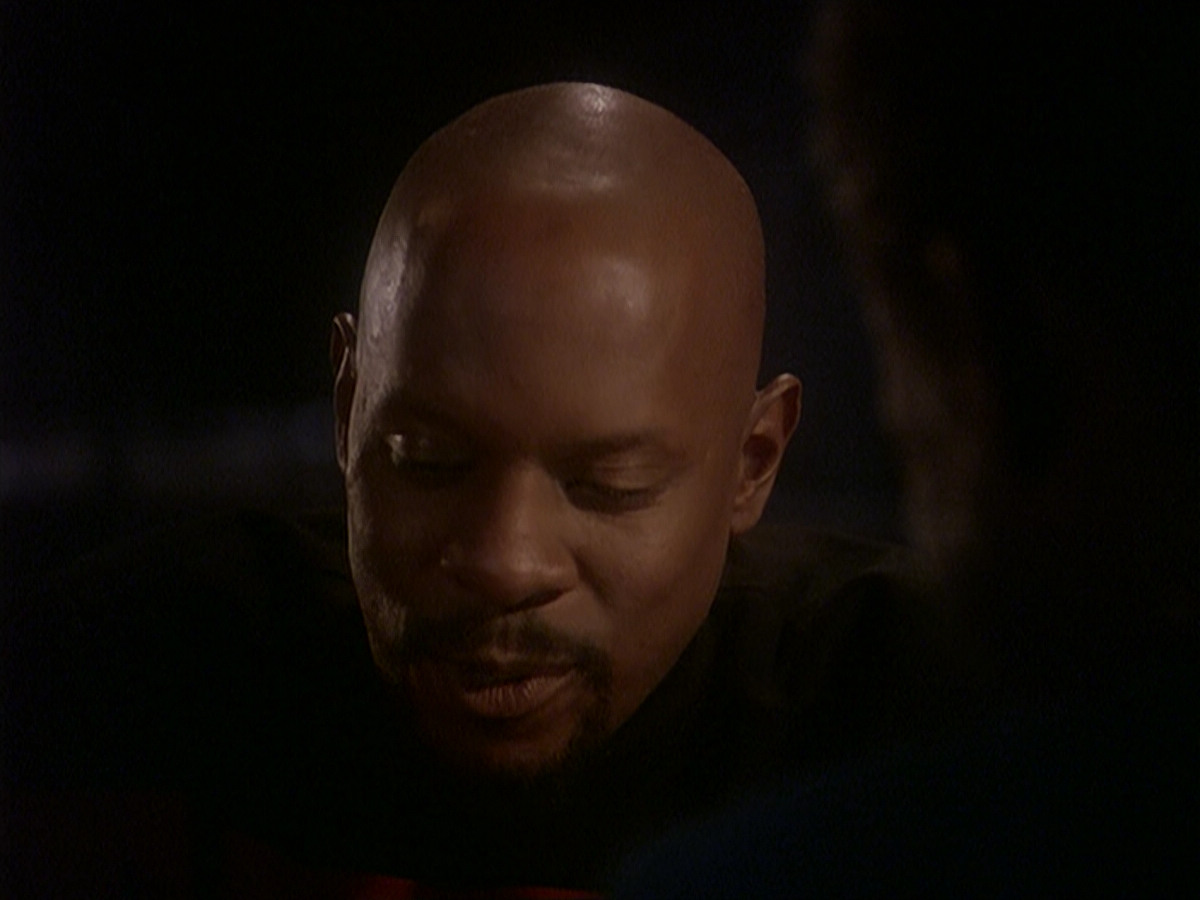 extant_StarTrek_DS9_4x12-ParadiseLost_02082.jpg