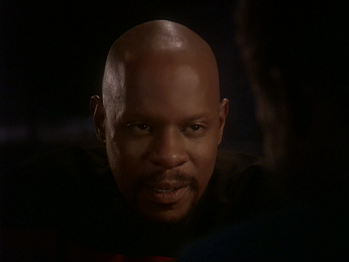 extant_StarTrek_DS9_4x12-ParadiseLost_02083.jpg