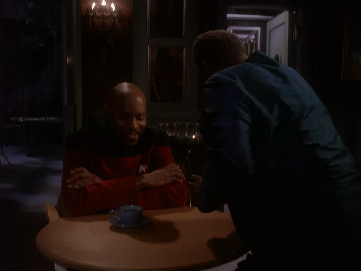 extant_StarTrek_DS9_4x12-ParadiseLost_02100.jpg