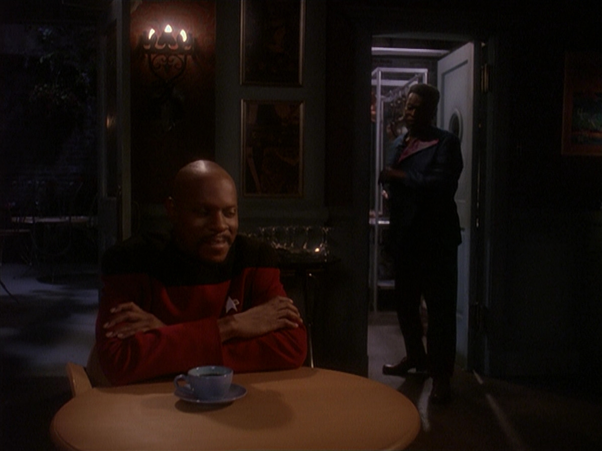 extant_StarTrek_DS9_4x12-ParadiseLost_02108.jpg