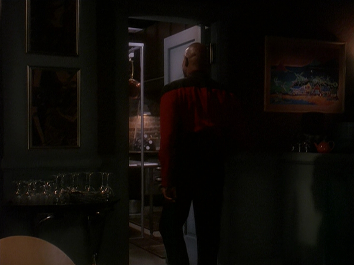 extant_StarTrek_DS9_4x12-ParadiseLost_02135.jpg