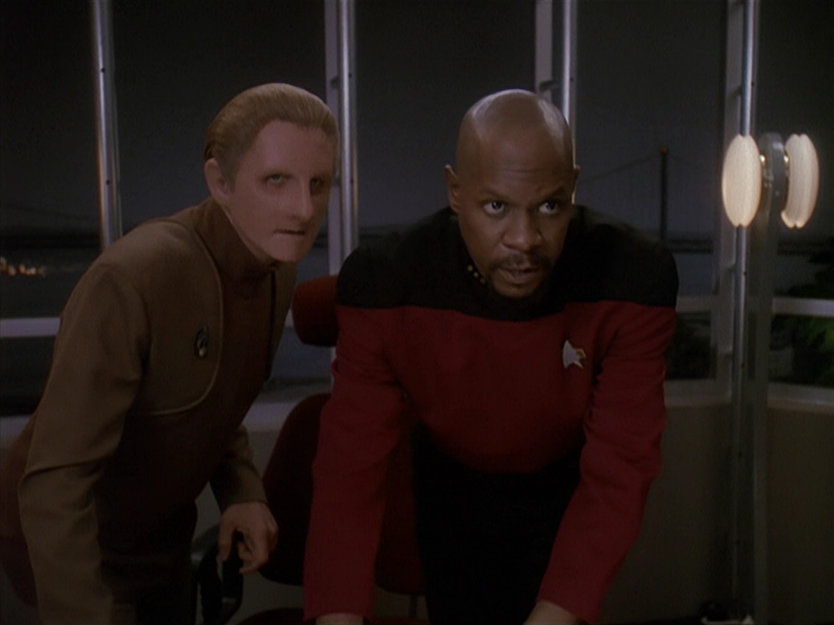 extant_StarTrek_DS9_4x12-ParadiseLost_02193.jpg