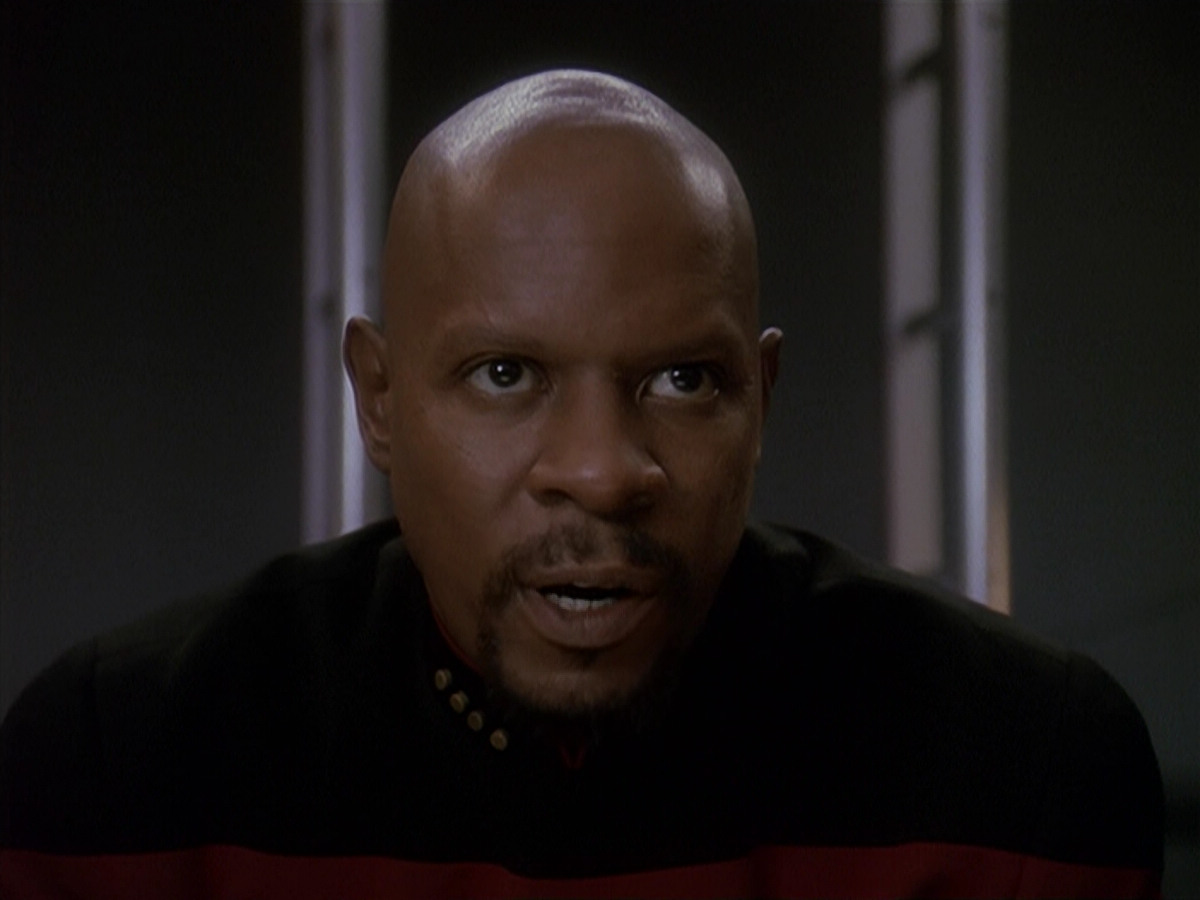extant_StarTrek_DS9_4x12-ParadiseLost_02202.jpg