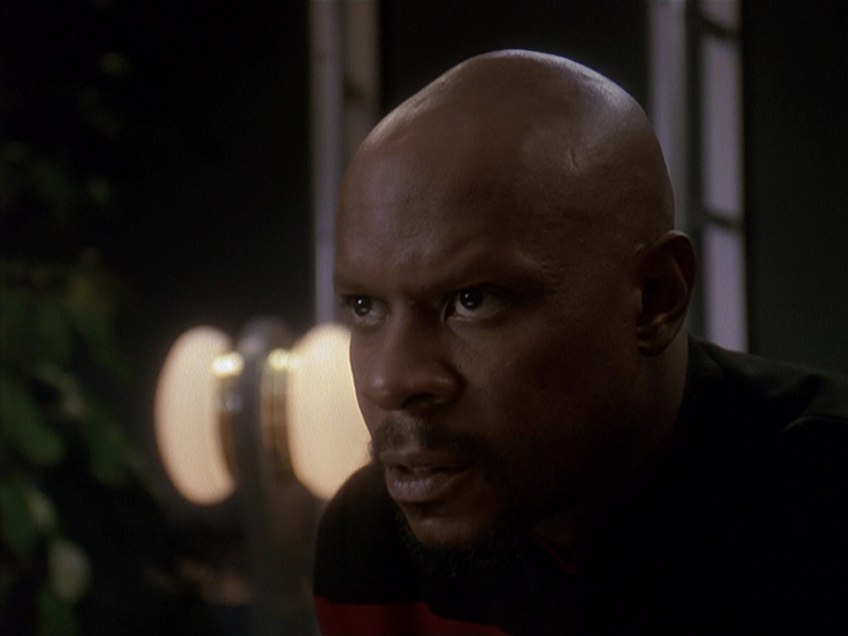 extant_StarTrek_DS9_4x12-ParadiseLost_02243.jpg
