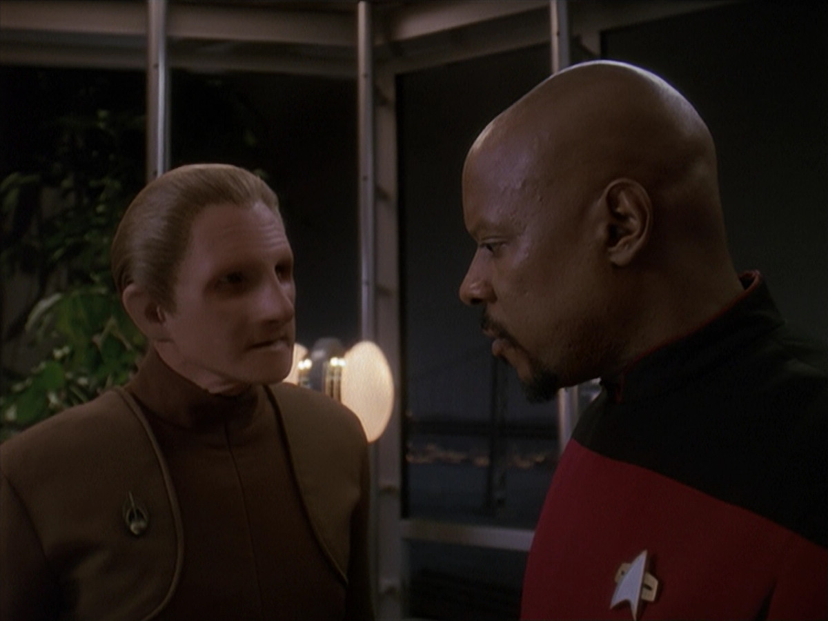 extant_StarTrek_DS9_4x12-ParadiseLost_02262.jpg