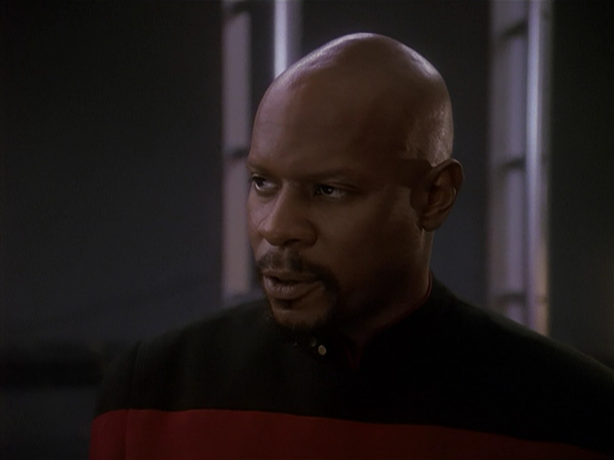 extant_StarTrek_DS9_4x12-ParadiseLost_02276.jpg