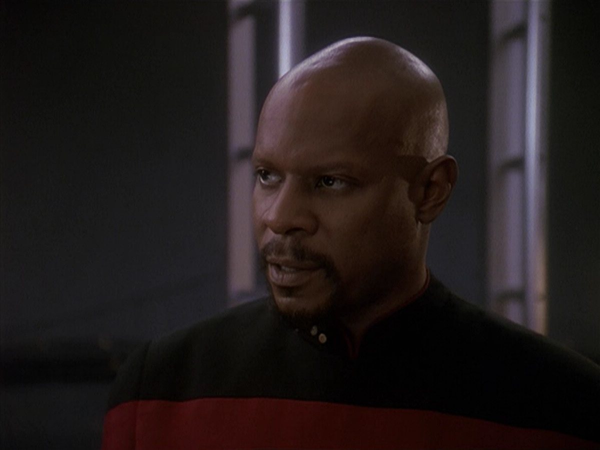 extant_StarTrek_DS9_4x12-ParadiseLost_02279.jpg