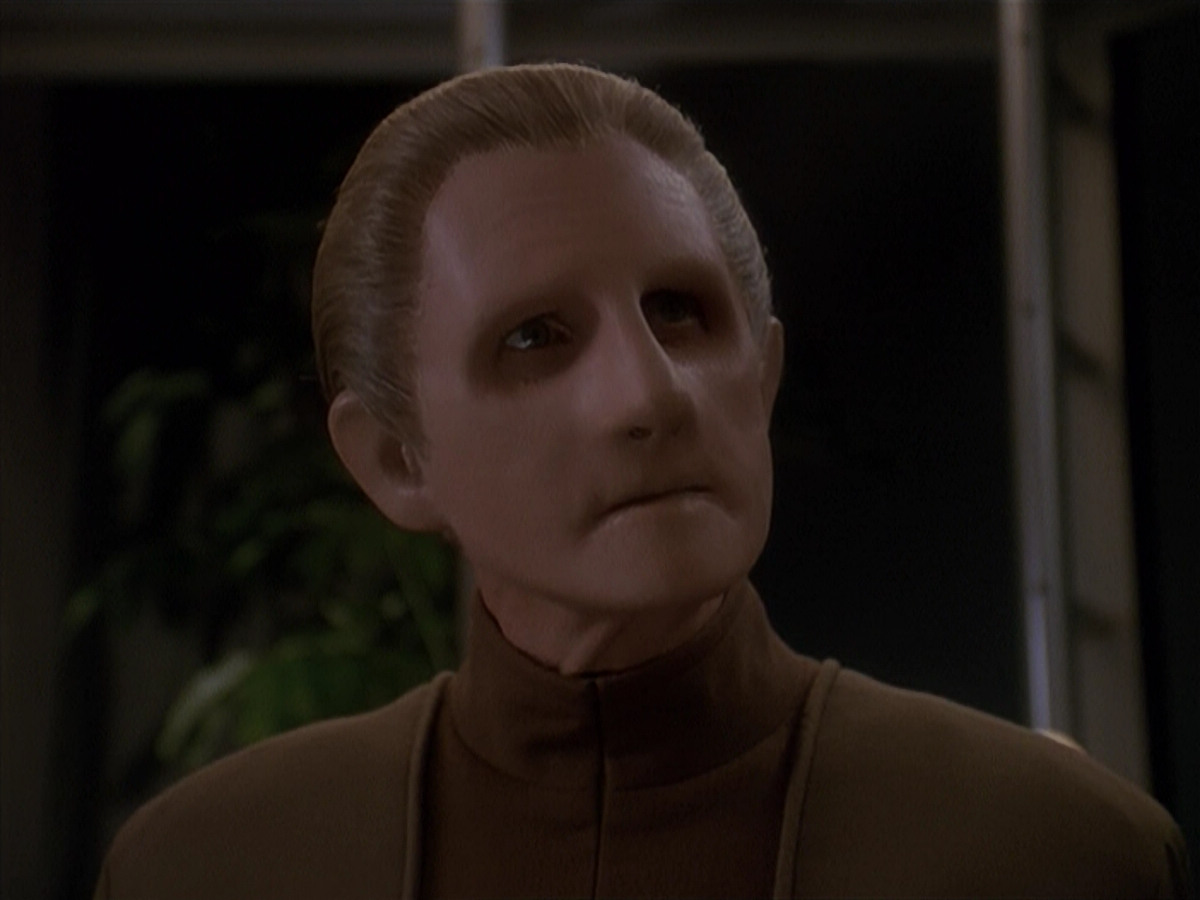 extant_StarTrek_DS9_4x12-ParadiseLost_02285.jpg