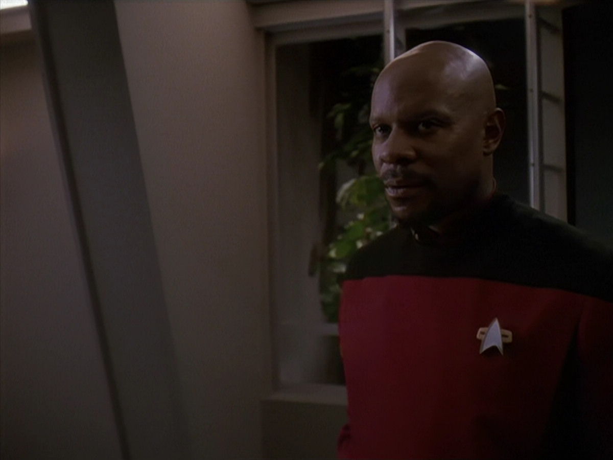 extant_StarTrek_DS9_4x12-ParadiseLost_02315.jpg