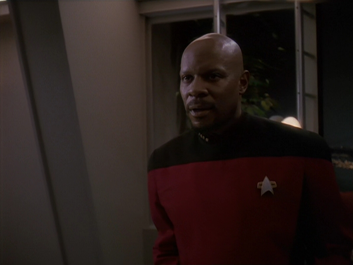 extant_StarTrek_DS9_4x12-ParadiseLost_02316.jpg