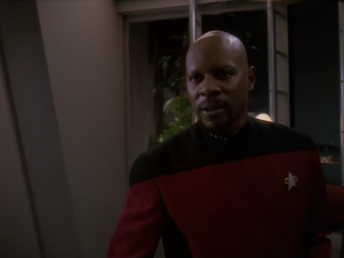extant_StarTrek_DS9_4x12-ParadiseLost_02318.jpg