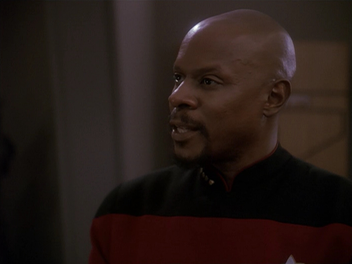 extant_StarTrek_DS9_4x12-ParadiseLost_02325.jpg